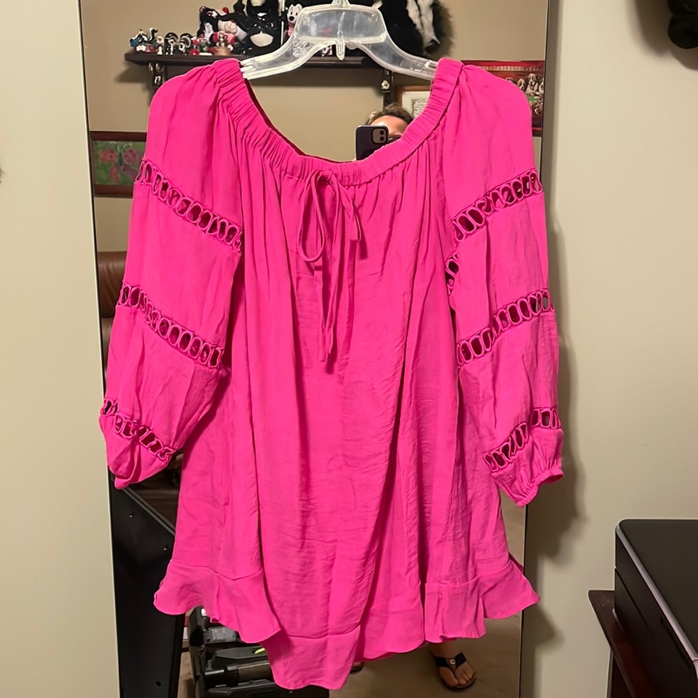 Cute sleeve detailed blouse